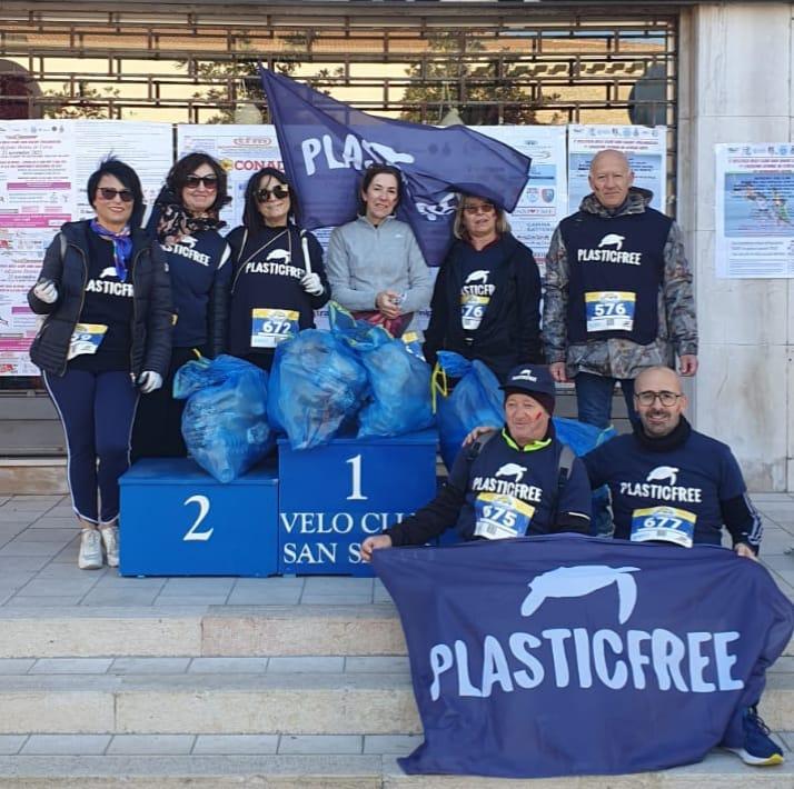 Plastic Free a San Salvo (CH): 25 kg di rifiuti raccolti durante “Donne in corsa”