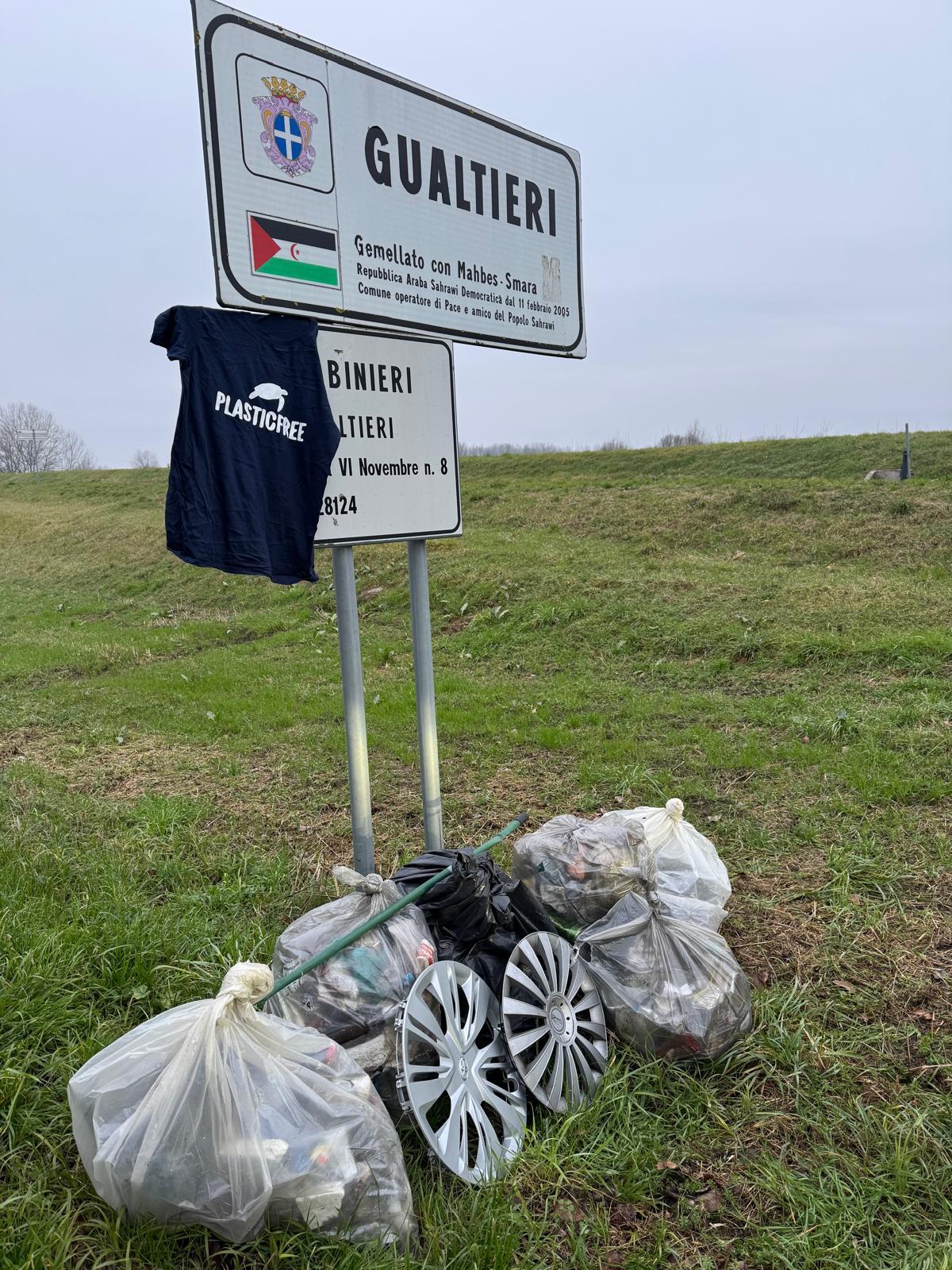 Volontari Plastic Free in azione tra Parma e Reggio Emilia: raccolti oltre 100 kg di rifiuti