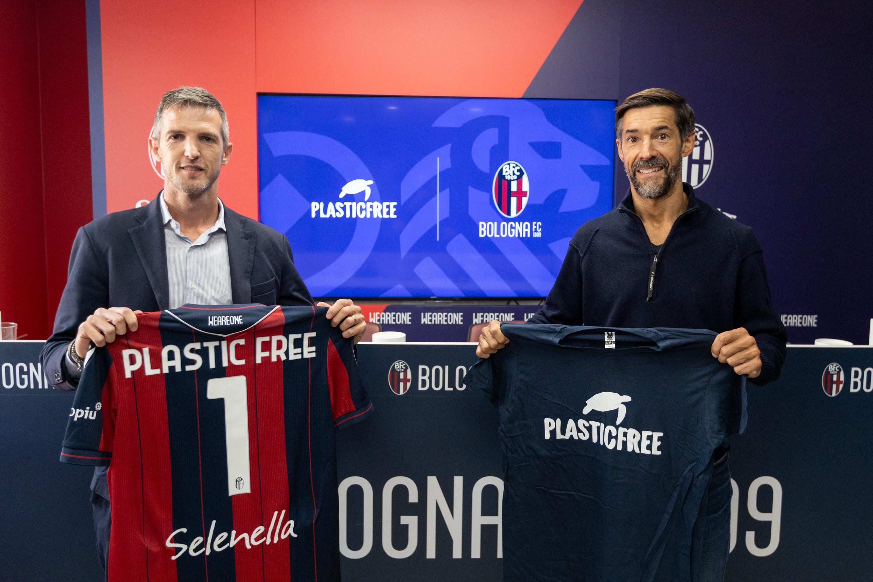 Bologna FC 1909 e Plastic Free Onlus insieme per un calcio più sostenibile