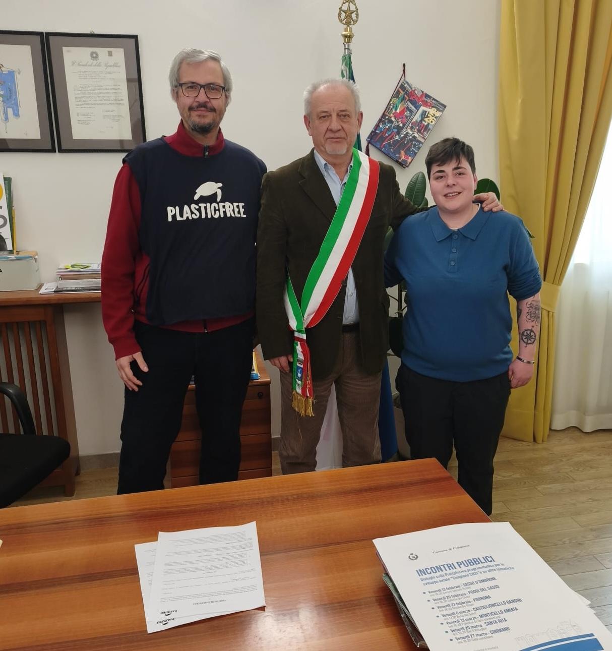 Cinigiano aderisce a Plastic Free: firmato il settimo protocollo in provincia di Grosseto