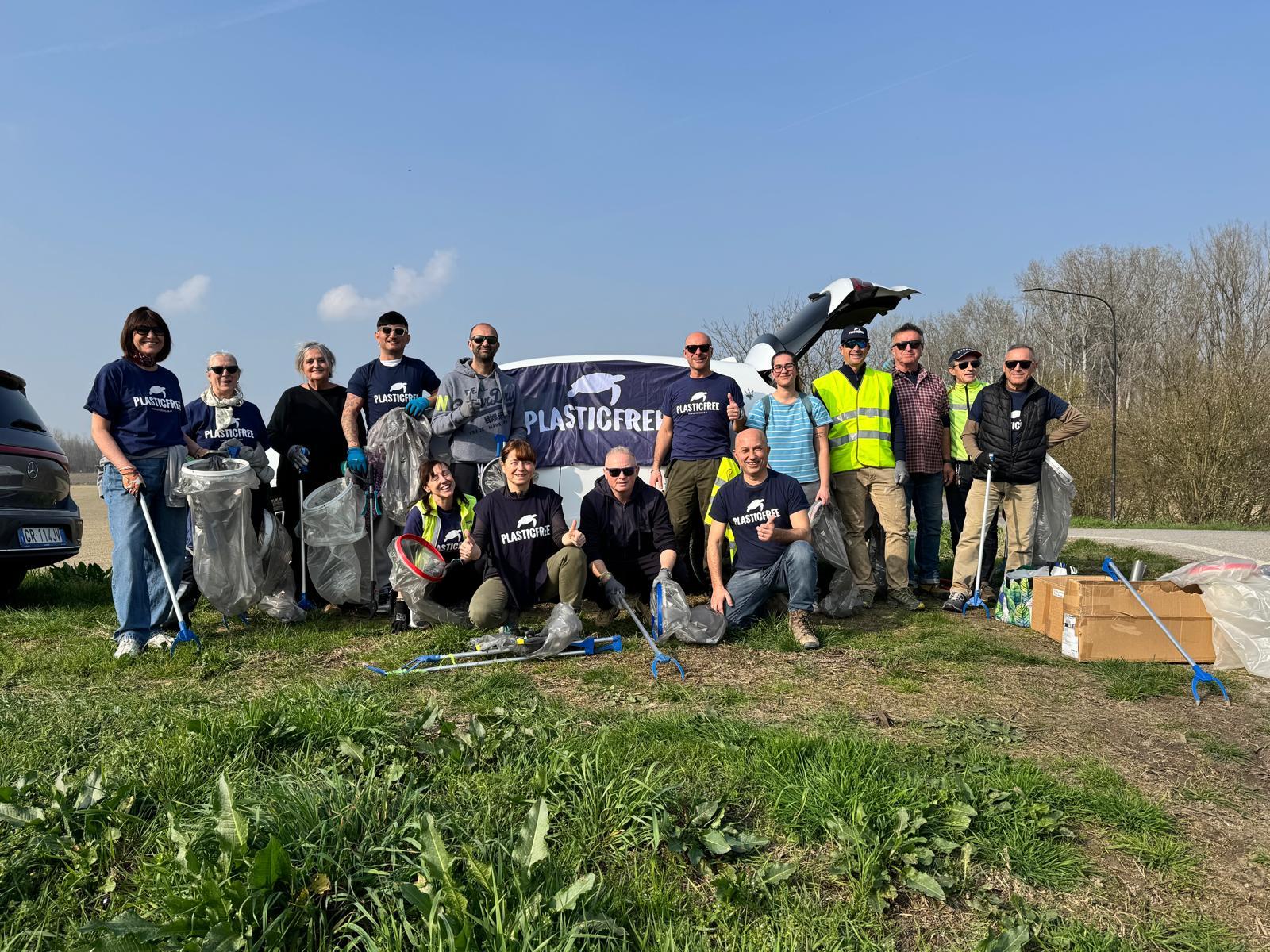 Gualtieri-Boretto (RE): 20 km sull’argine del Po e oltre 250 kg di rifiuti rimossi
